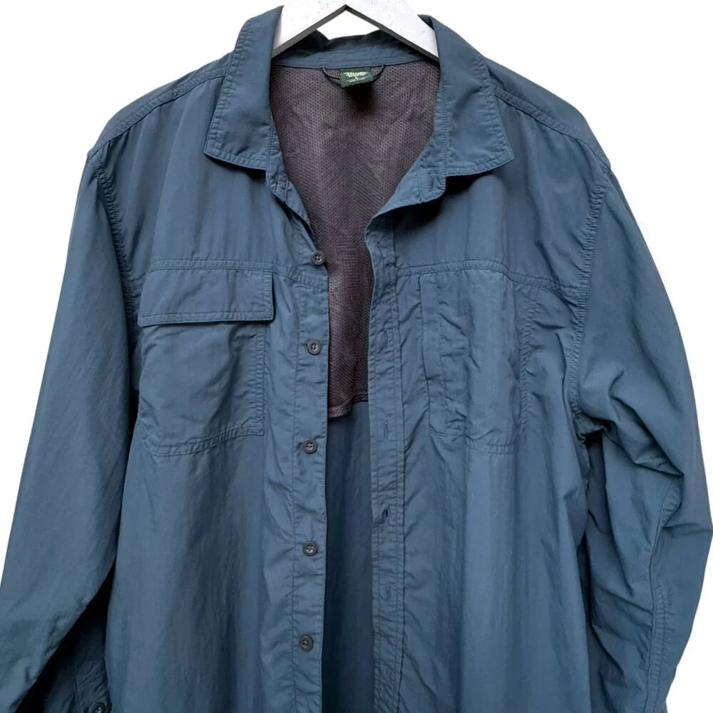 EMS  Mens Utility Shirt Large Blue Nylon Hiking Eastern Mountain Sports Outdoors